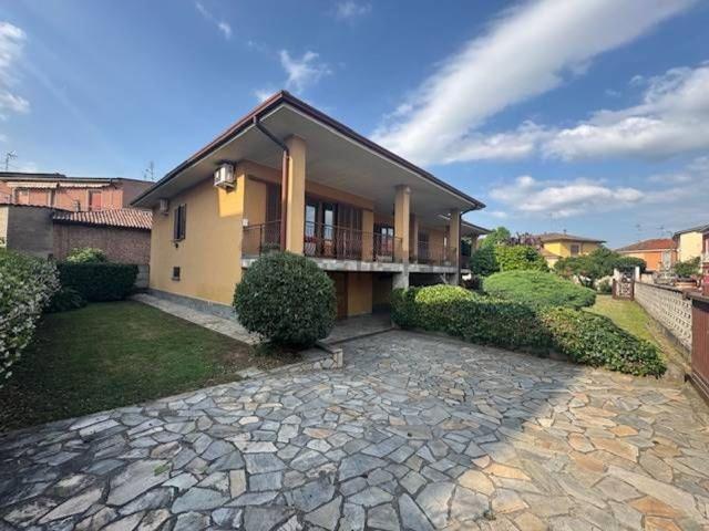 Casa in vendita a Marcignago, Lombardia