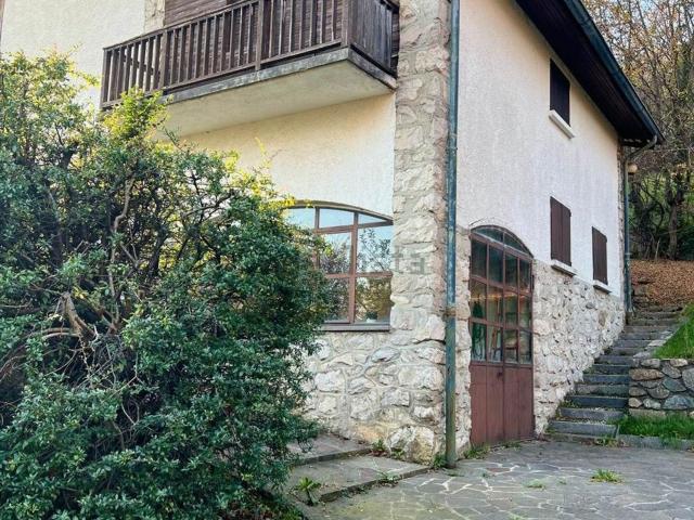 Casa in vendita a Ballabio Inferiore, Ballabio