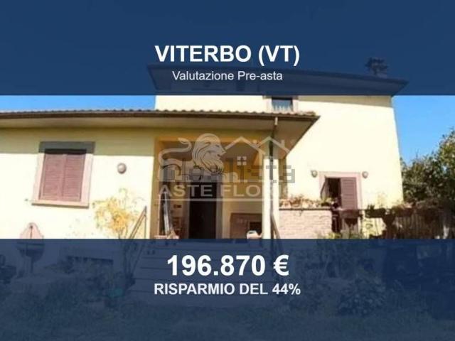Casa in vendita a Viterbo, Lazio