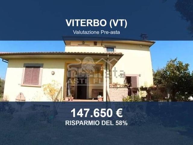 Casa in vendita a Viterbo, Lazio