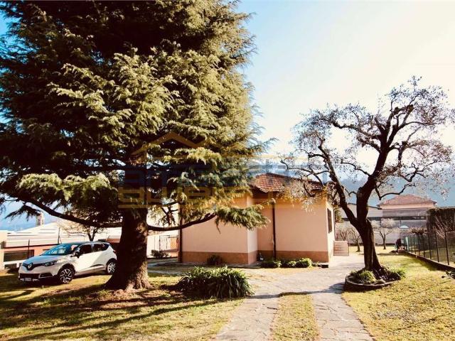 Casa in vendita a Tremezzina, Lombardia