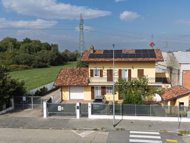 Casa in vendita a Gallo Praile, Piemonte