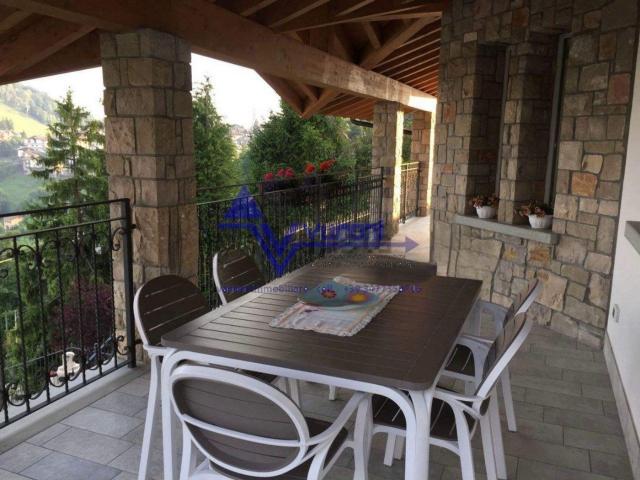 Casa in vendita a Selvino, Lombardia