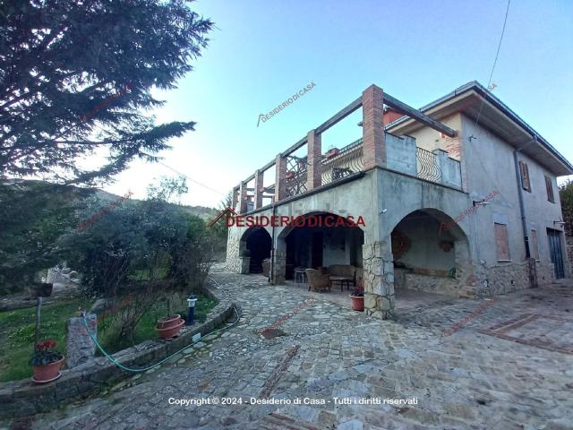 Casa in vendita a Petralia Soprana, Sicilia