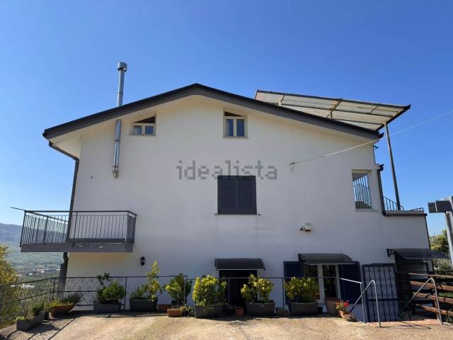 Casa in vendita a Giffoni Sei Casali, Campania