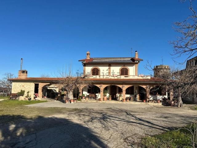 Casa in vendita a Ortona, Abruzzo