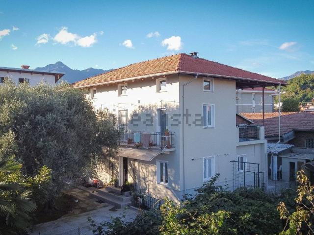 Casa in vendita a Prato, Piemonte