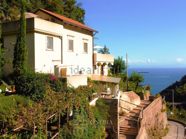 Casa in vendita a Vietri Sul Mare, Campania