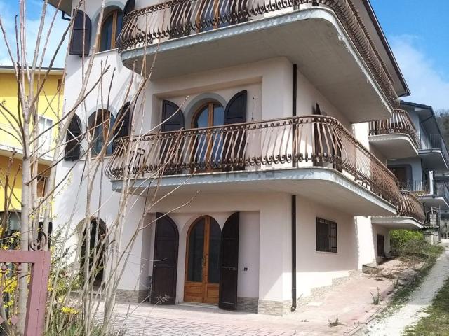 Casa in vendita a Tornimparte, Abruzzo