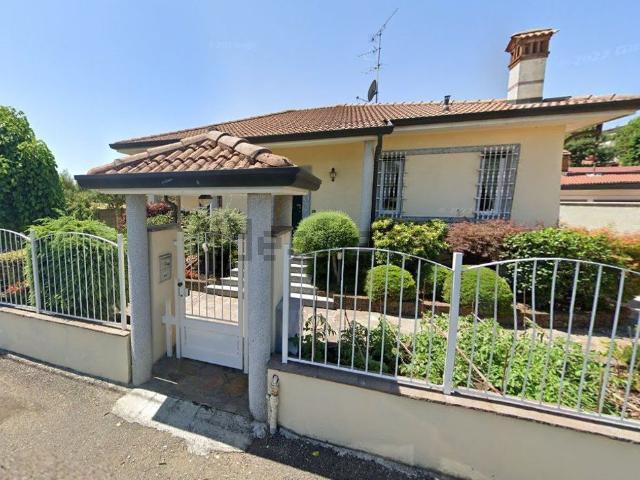 Casa in vendita a Monza, Rondò dei Pini