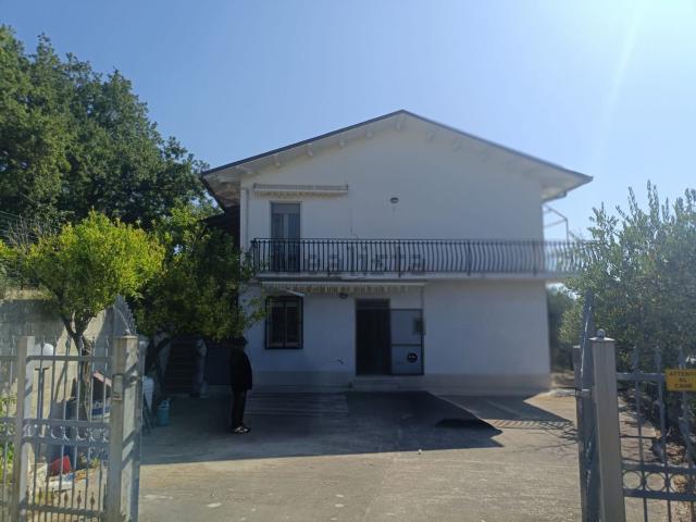 Casa in vendita a Casale, Ripa Teatina