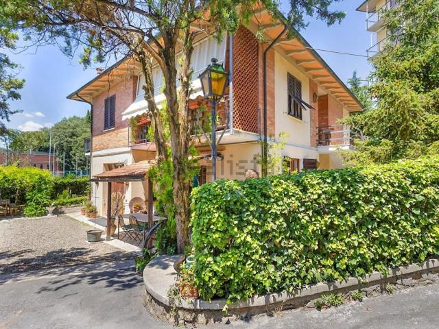 Casa in vendita a Volterra, Toscana