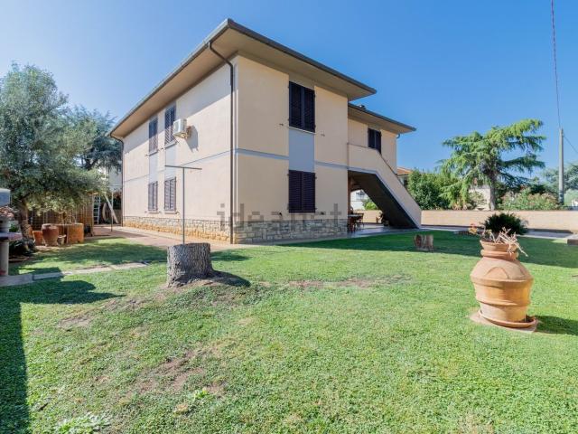 Casa in vendita a San Lorenzo alle Corti, Cascina