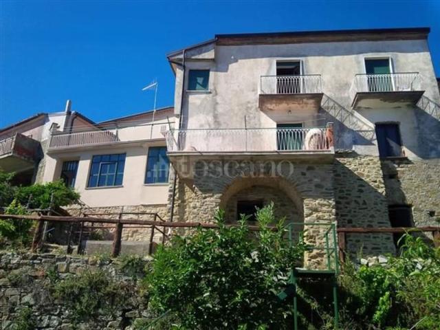 Casa in vendita a San Mauro Cilento, Campania