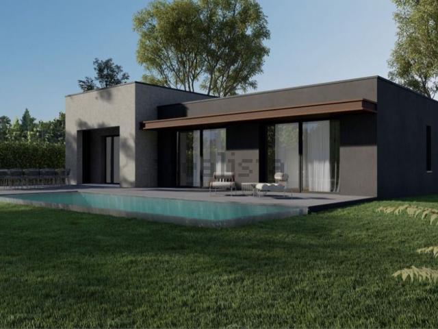 Casa in vendita a Uggiate Trevano, Lombardia