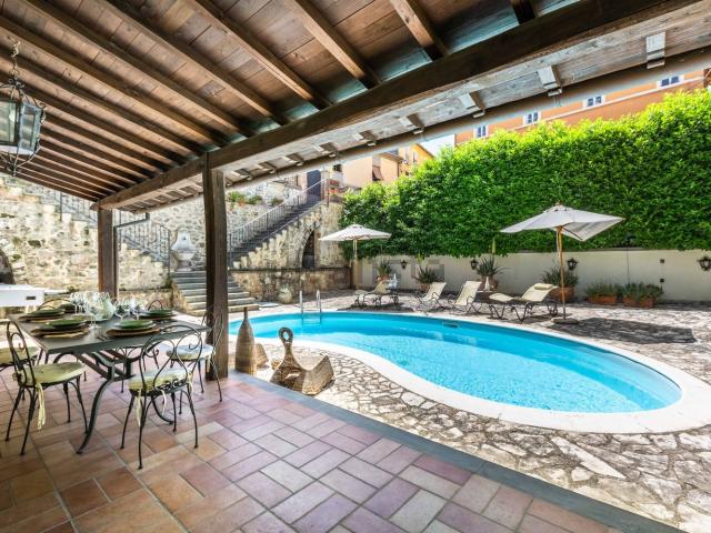 Casa in vendita a Castelnuovo Di Farfa, Lazio