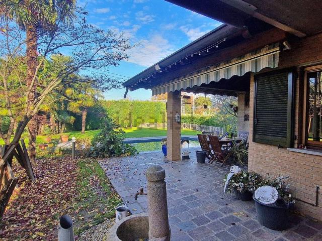 Casa in vendita a Usmate Velate, Usmate