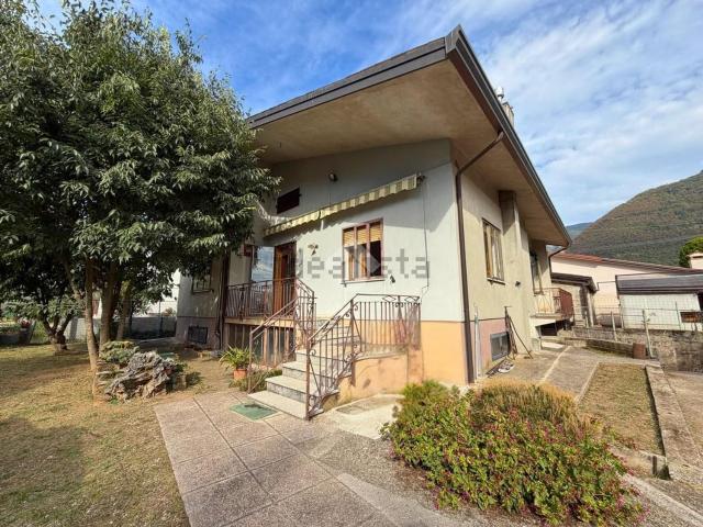 Casa in vendita a Semonzo del Grappa, Borso del Grappa