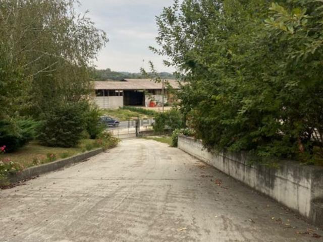 Casa in vendita a Piemonte, Asti