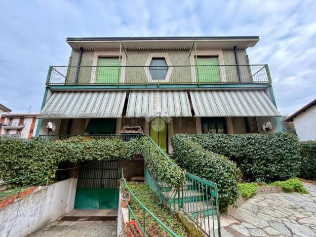Casa in vendita a Pessano Con Bornago, Lombardia