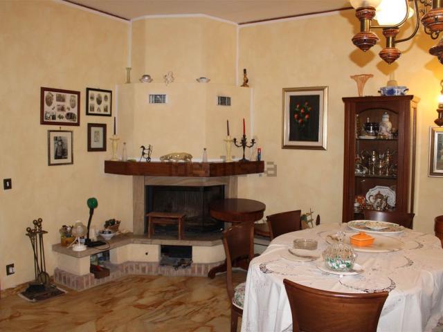Casa in vendita a Volterra, Toscana