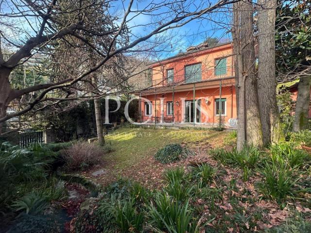 Casa in vendita a Vico, Como