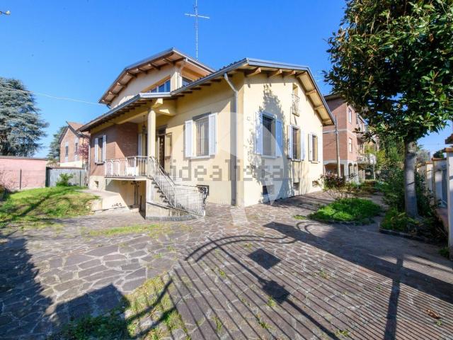 Casa in vendita a Cavazzoli, Re