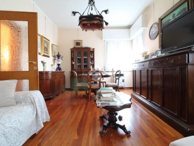 Casa in vendita a Suzzara, Mantova