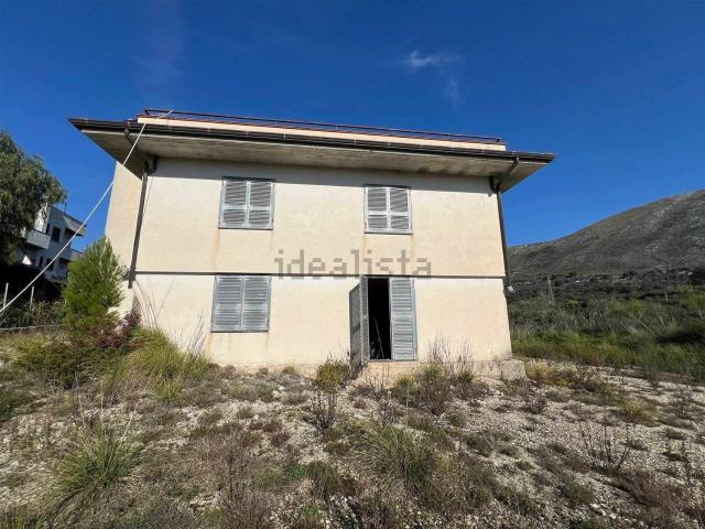 Casa in vendita a Itri, Lazio