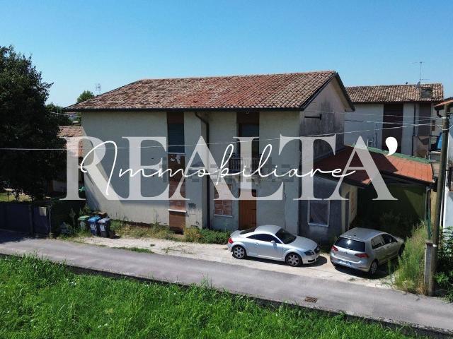 Casa in vendita a Rossano Veneto, Veneto