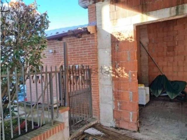 Casa in vendita a Gattico-Veruno, Piemonte