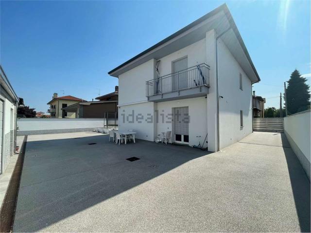 Casa in vendita a Villa Cortese, Lombardia