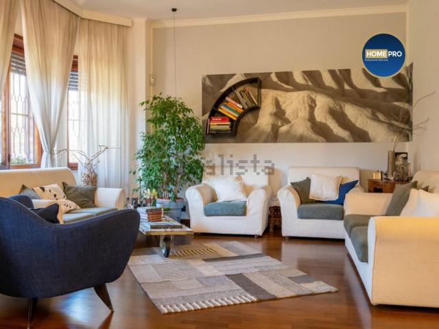 Casa in vendita a Acilia Sud, Roma