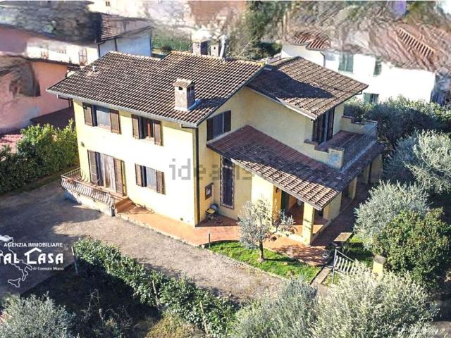 Casa in vendita a Uzzano, Forone