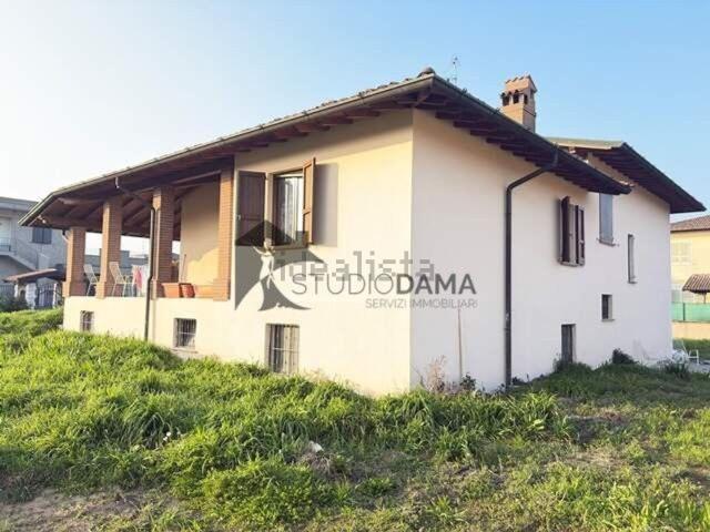 Casa in vendita a Borgo San Giacomo, Lombardia