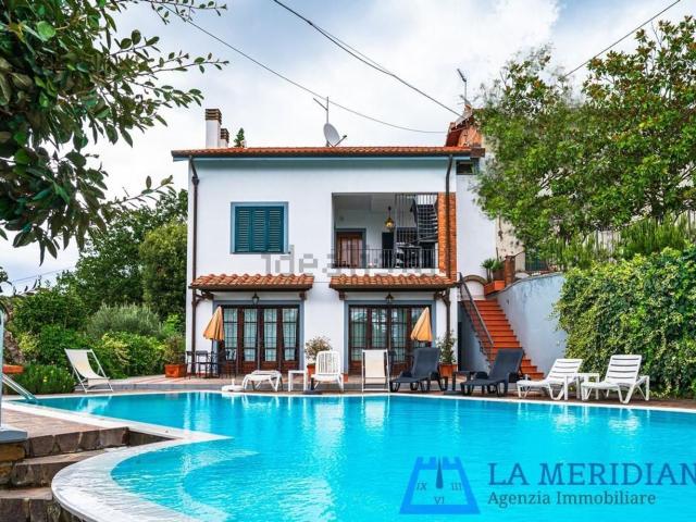Casa in vendita a Porciano, Lamporecchio
