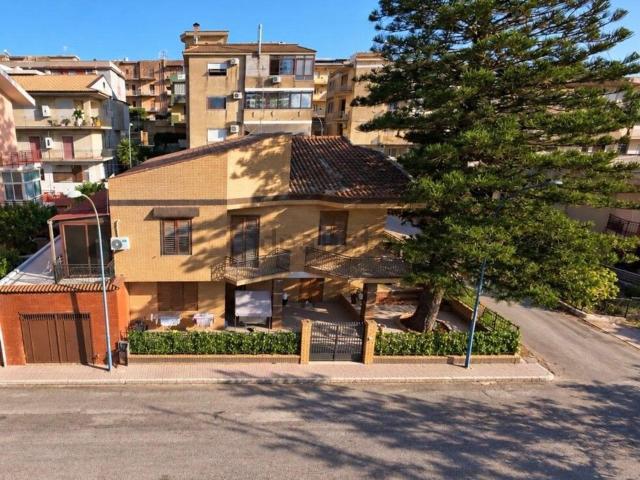 Casa in vendita a Ribera, Agrigento