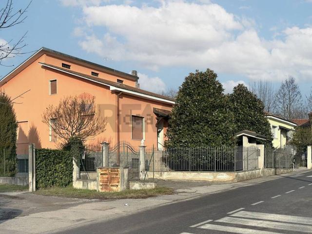 Casa in vendita a Casotto, Correzzana