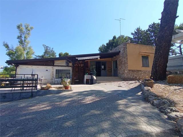 Casa in vendita a Puglia, Bari