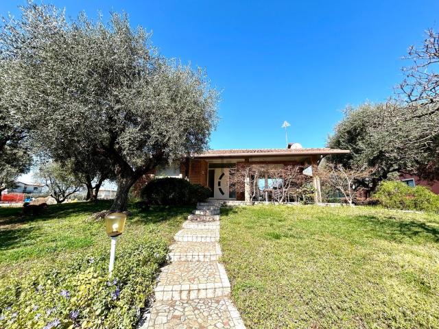 Casa in vendita a Rosà, Veneto