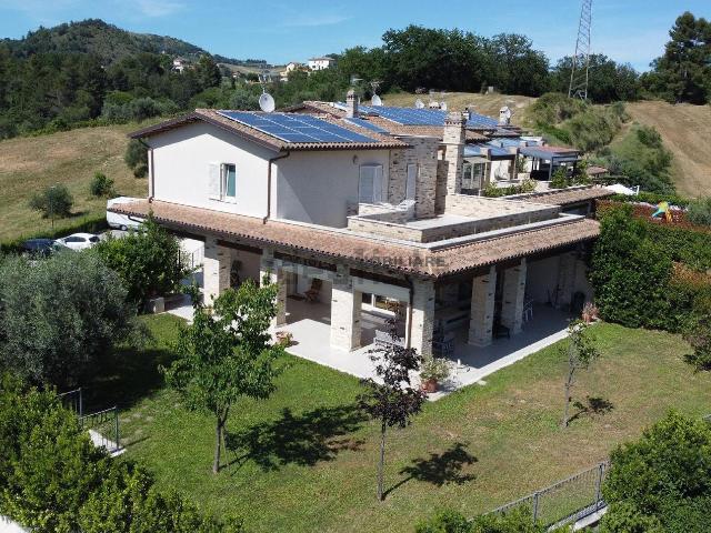 Casa in vendita a Borgo Chiaro, Marche