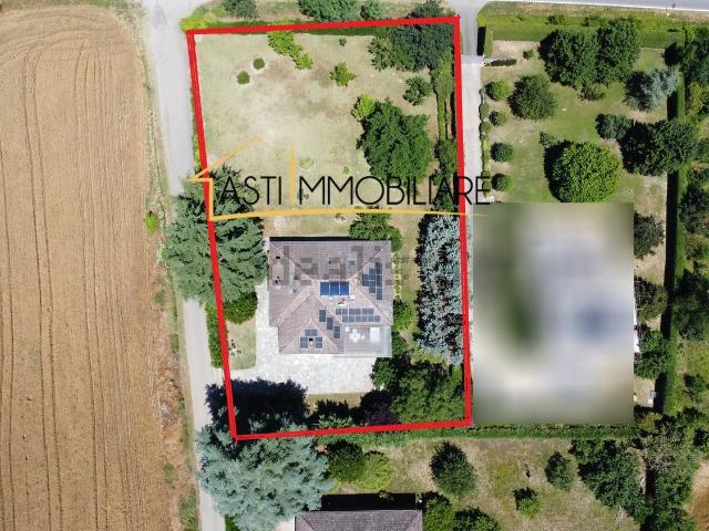 Casa in vendita a Piemonte, Asti