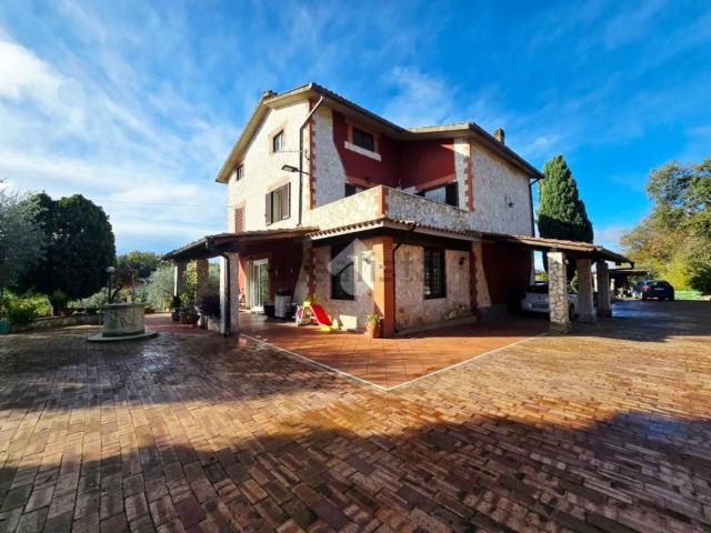 Casa in vendita a Roma Capitale, Lazio