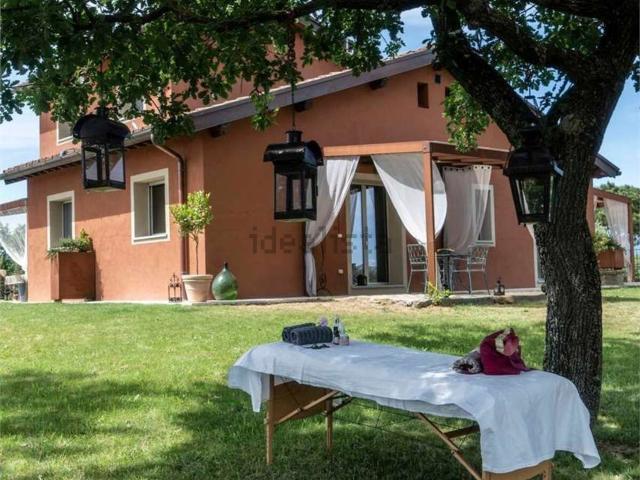Casa in vendita a Cortona, Toscana