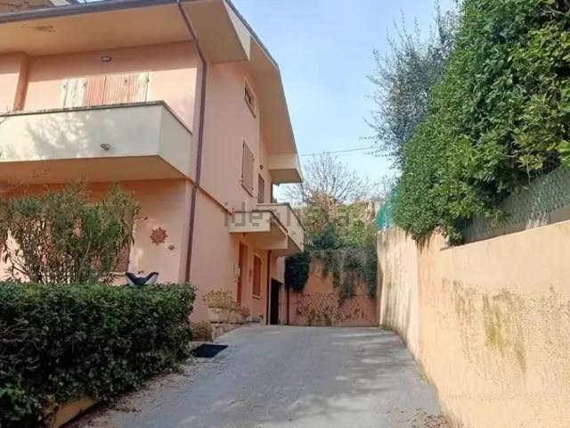 Casa in vendita a Castelvecchio, Marche