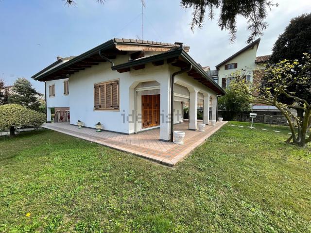 Casa in vendita a Madonnina, Piemonte