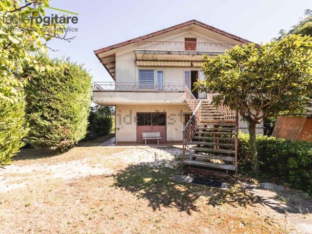 Casa in vendita a Marche, Pesaro E Urbino