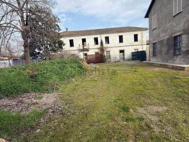 Casa in vendita a Piemonte, Alessandria