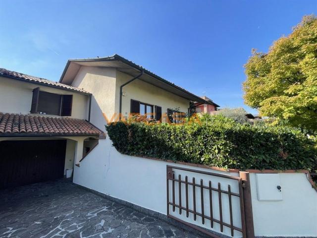 Casa in vendita a Romano di Lombardia, Bergamo