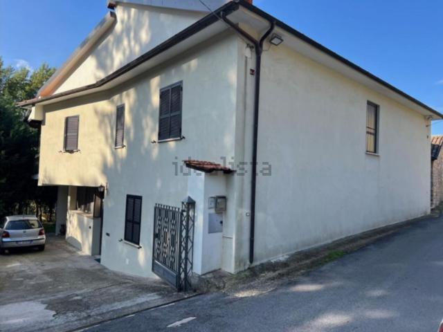 Casa in vendita a Alatri, Lazio